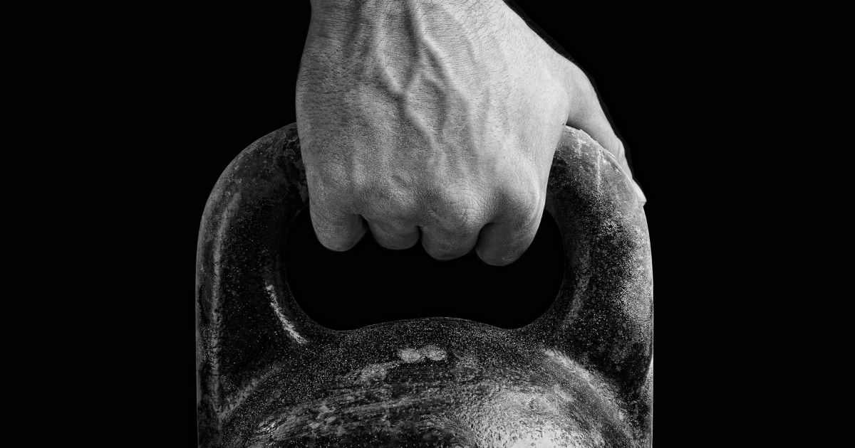 Teljes testet megmozgató kettlebell edzés